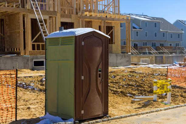 Portable Toilet Options We Offer in Clinton, WI